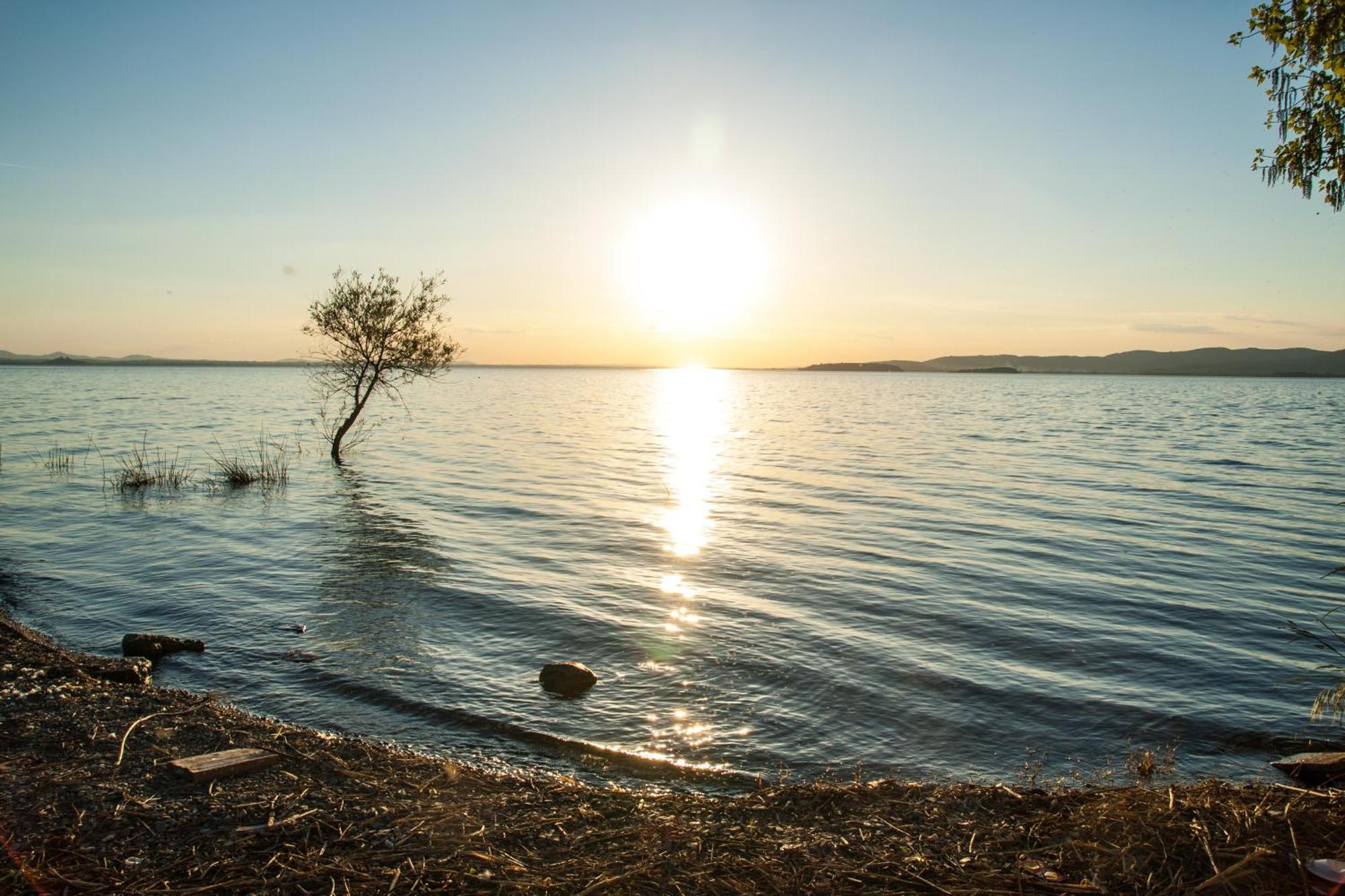 Cerquestra Camping Village Monte del Lago Exteriör bild